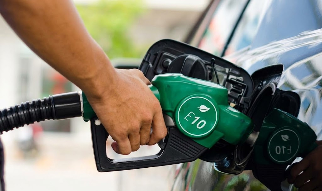 Xăng E10 có khiến xe hao xăng, máy yếu?