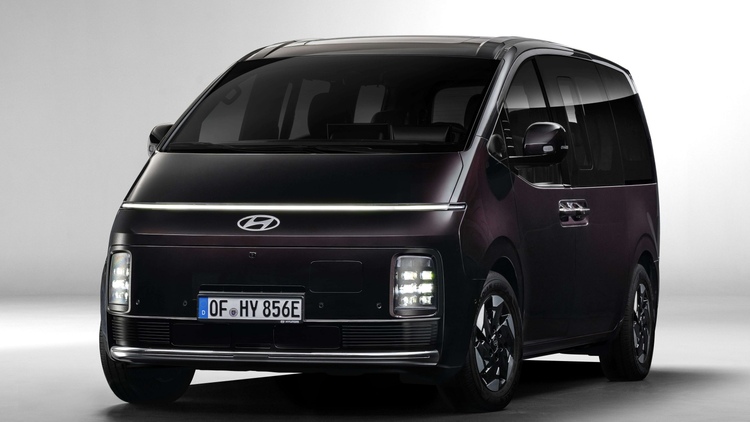 MPV Hyundai Staria 2026 bản chạy điện trình làng: Pin 