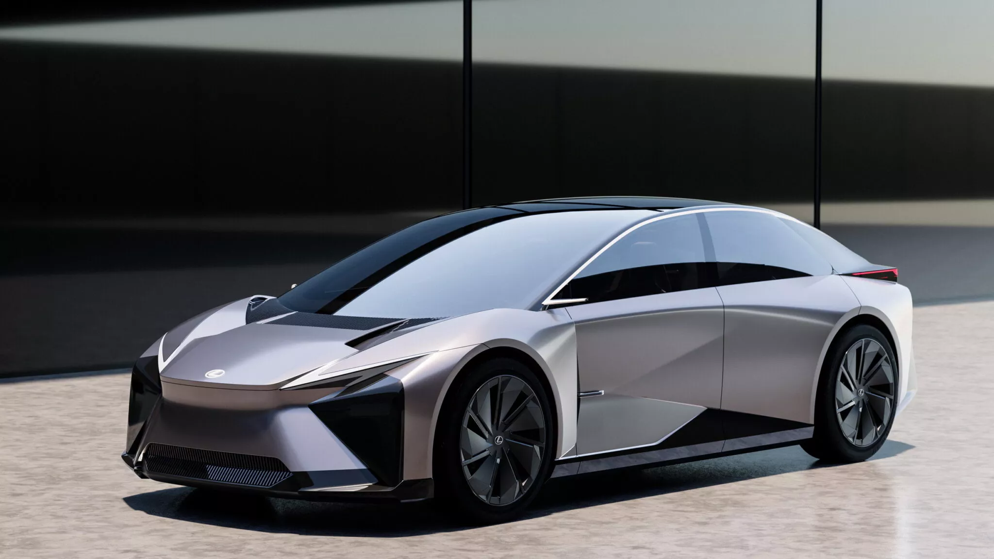 Lexus IS thế hệ mới: Từ bỏ động cơ đốt trong, quyết đấu BMW i3 bằng công nghệ pin 1.000 km