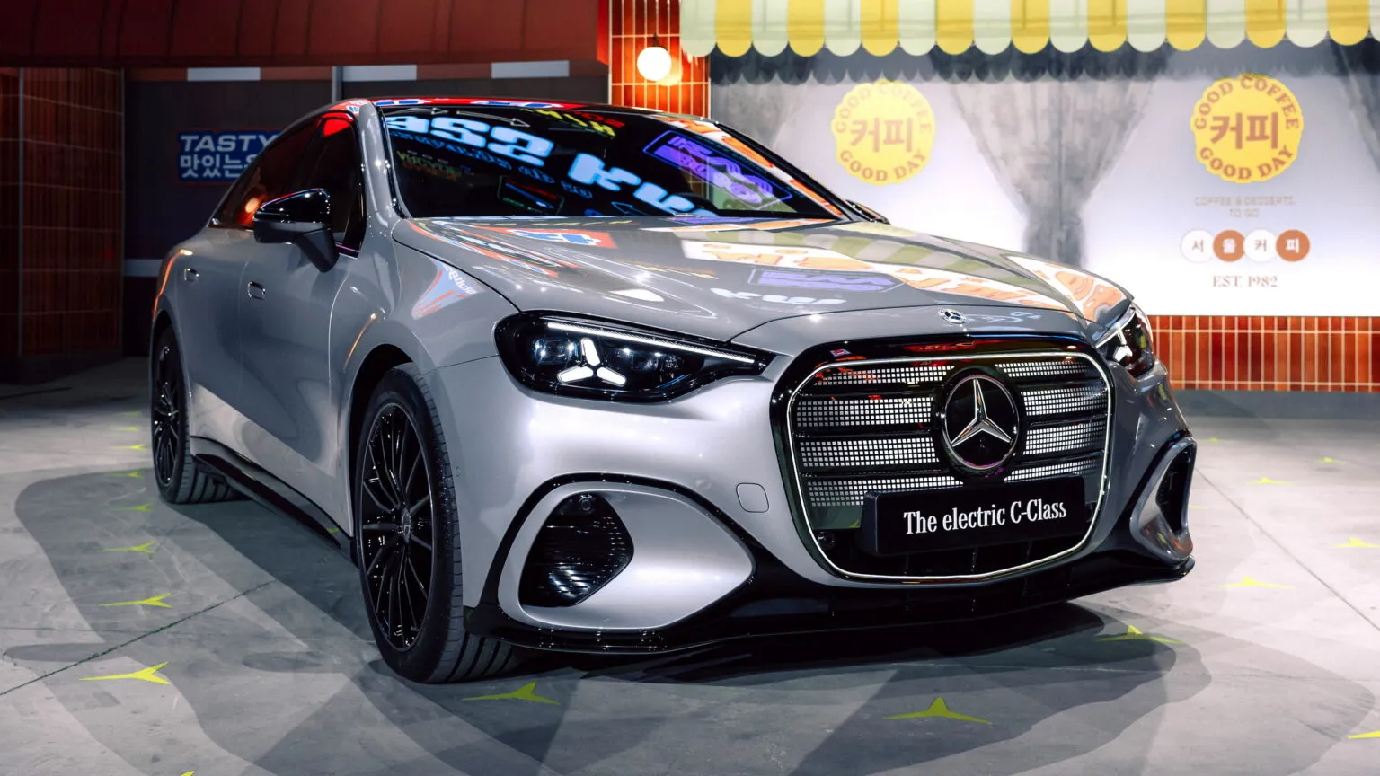 Mercedes từ bỏ CATL, sẽ dùng pin Samsung cho thế hệ xe EV mới từ 2028